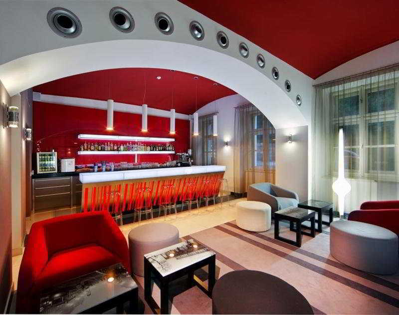 Red & Blue Design 4* Prague